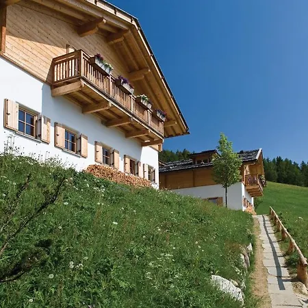 Hotel Familienalm Taser Schenna